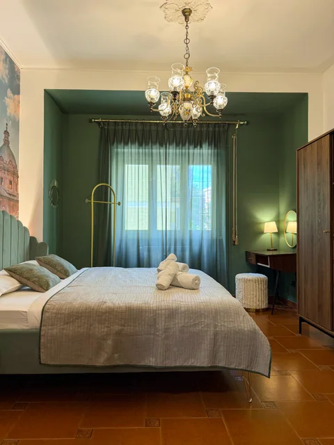 Schlafzimmer 1 04