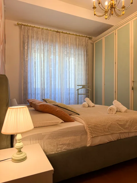 Schlafzimmer 2 06